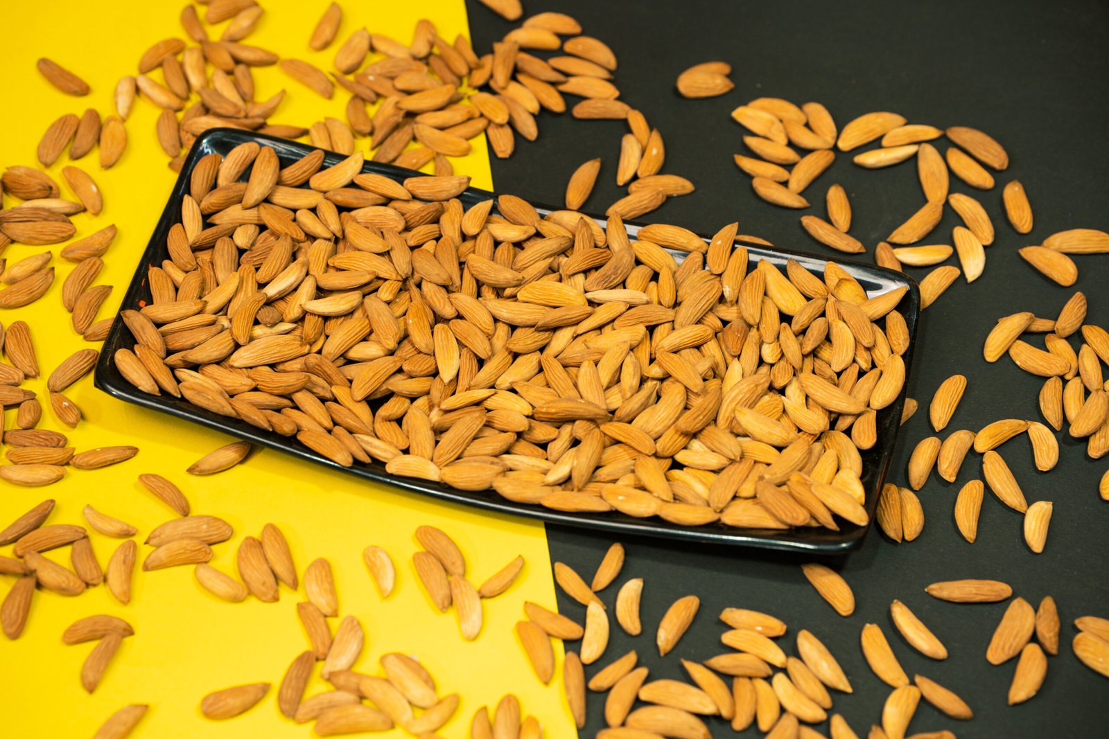 Almond (Ghorbandi)