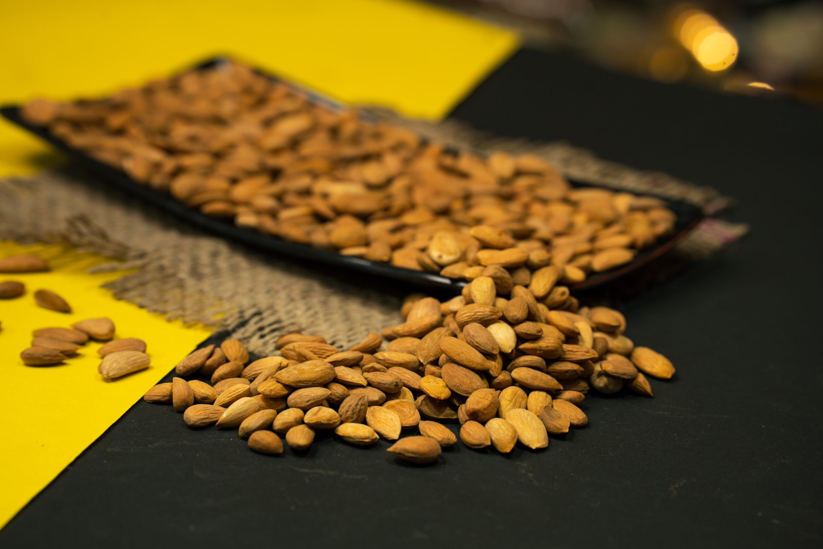 Almond (Ghorbandi)